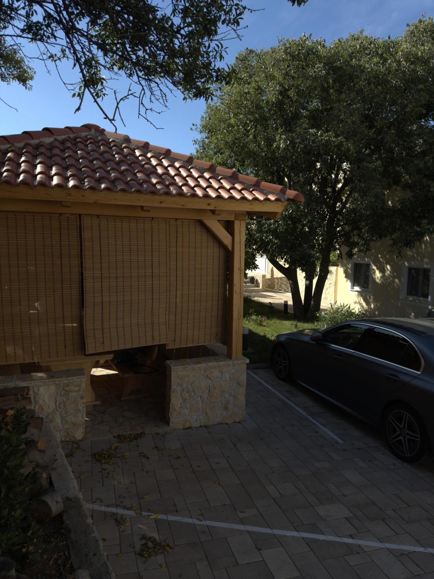 Apartmani Lovren โนวาลยา ภายนอก รูปภาพ